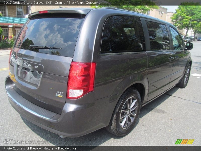 Granite / Black/Light Graystone 2017 Dodge Grand Caravan SXT