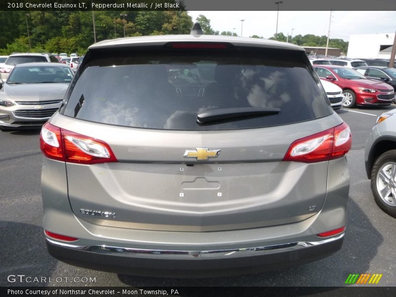 Pepperdust Metallic / Jet Black 2018 Chevrolet Equinox LT