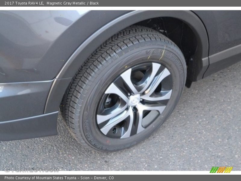 Magnetic Gray Metallic / Black 2017 Toyota RAV4 LE