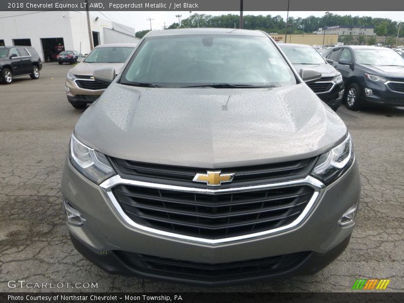 Pepperdust Metallic / Jet Black 2018 Chevrolet Equinox LT AWD