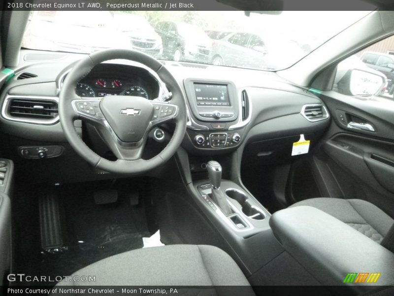 Pepperdust Metallic / Jet Black 2018 Chevrolet Equinox LT AWD