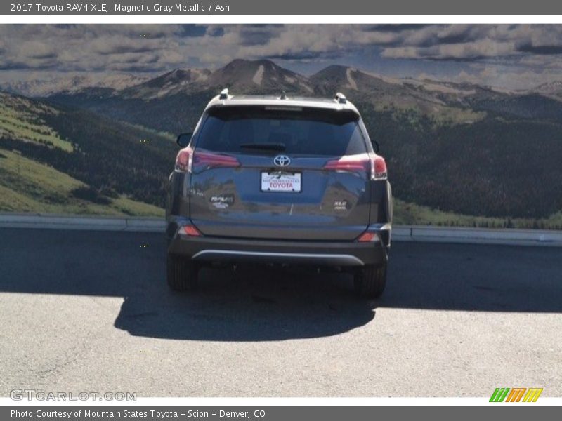Magnetic Gray Metallic / Ash 2017 Toyota RAV4 XLE