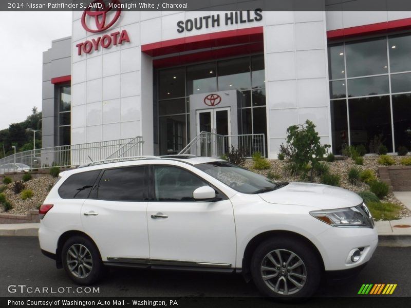 Moonlight White / Charcoal 2014 Nissan Pathfinder SL AWD