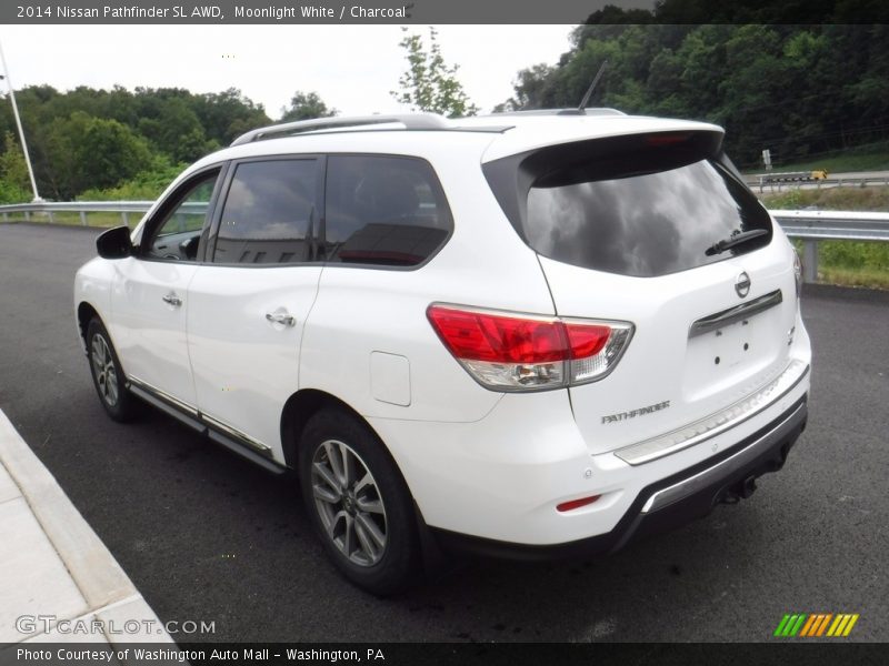 Moonlight White / Charcoal 2014 Nissan Pathfinder SL AWD