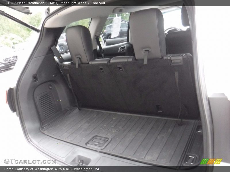 Moonlight White / Charcoal 2014 Nissan Pathfinder SL AWD