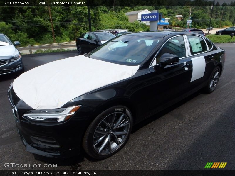 Front 3/4 View of 2018 S90 T6 AWD