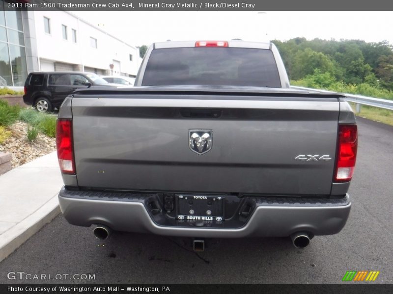 Mineral Gray Metallic / Black/Diesel Gray 2013 Ram 1500 Tradesman Crew Cab 4x4