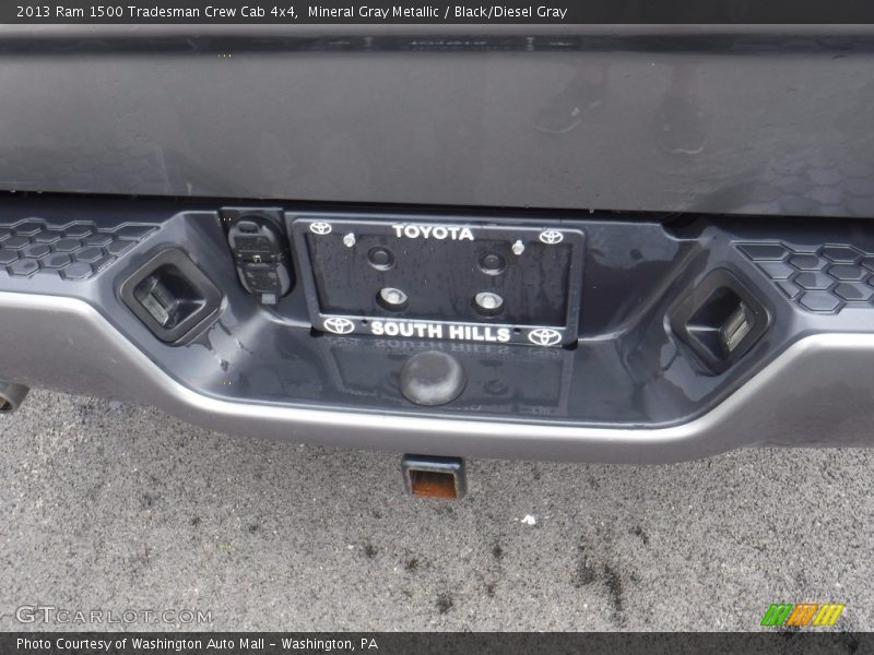 Mineral Gray Metallic / Black/Diesel Gray 2013 Ram 1500 Tradesman Crew Cab 4x4