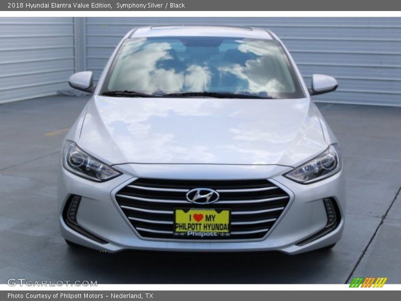 Symphony Silver / Black 2018 Hyundai Elantra Value Edition