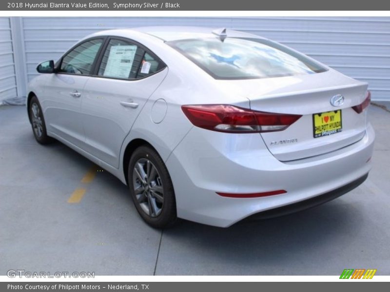 Symphony Silver / Black 2018 Hyundai Elantra Value Edition