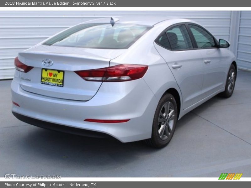 Symphony Silver / Black 2018 Hyundai Elantra Value Edition