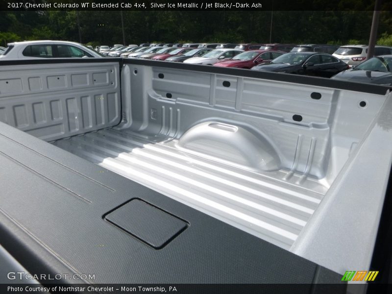 Silver Ice Metallic / Jet Black/­Dark Ash 2017 Chevrolet Colorado WT Extended Cab 4x4