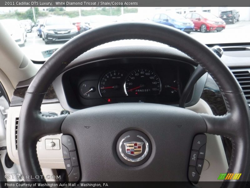 White Diamond Tricoat / Shale/Cocoa Accents 2011 Cadillac DTS Luxury