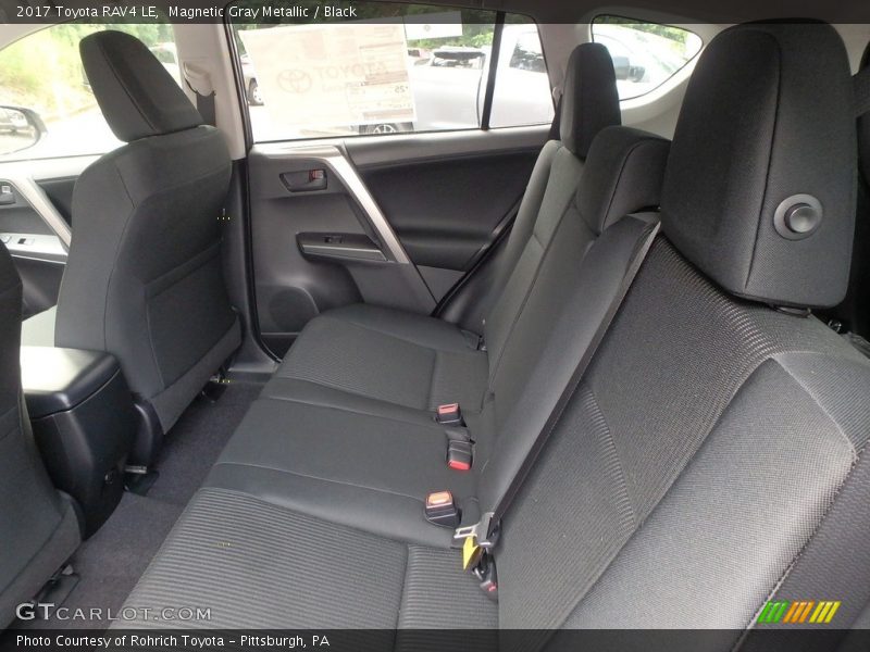 Magnetic Gray Metallic / Black 2017 Toyota RAV4 LE