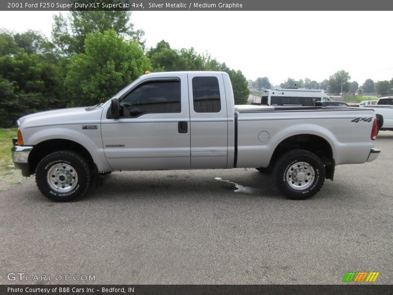 Silver Metallic / Medium Graphite 2001 Ford F250 Super Duty XLT SuperCab 4x4