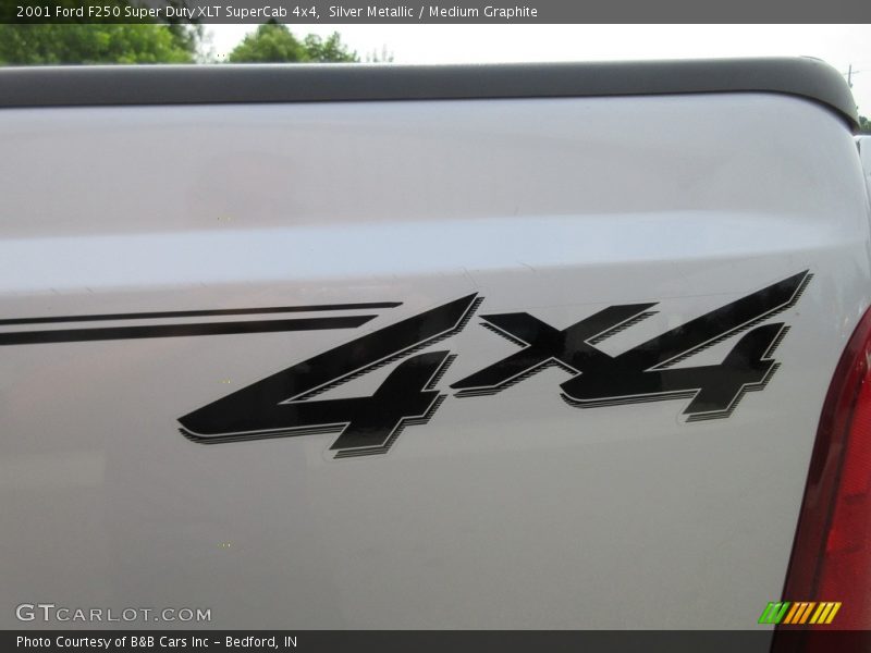 Silver Metallic / Medium Graphite 2001 Ford F250 Super Duty XLT SuperCab 4x4