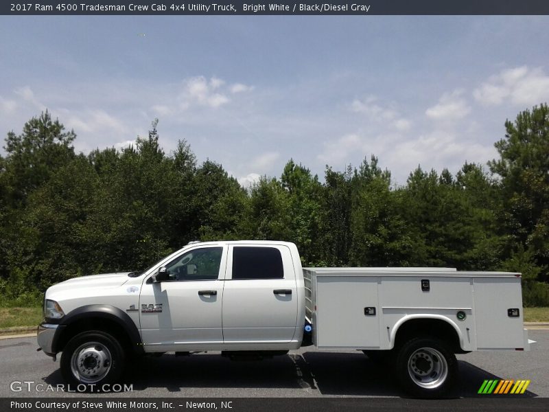 Bright White / Black/Diesel Gray 2017 Ram 4500 Tradesman Crew Cab 4x4 Utility Truck