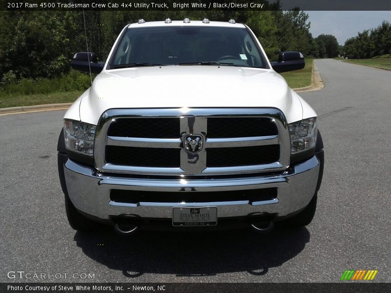 Bright White / Black/Diesel Gray 2017 Ram 4500 Tradesman Crew Cab 4x4 Utility Truck