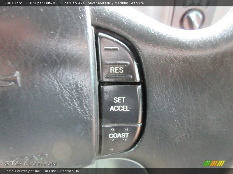 Silver Metallic / Medium Graphite 2001 Ford F250 Super Duty XLT SuperCab 4x4
