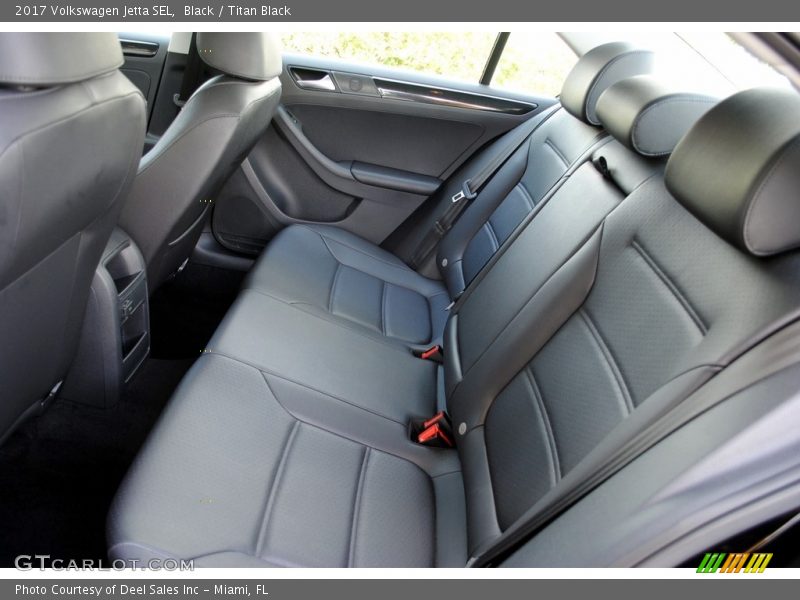 Black / Titan Black 2017 Volkswagen Jetta SEL