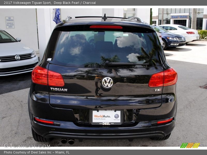 Deep Black Pearl / Charcoal 2017 Volkswagen Tiguan Sport