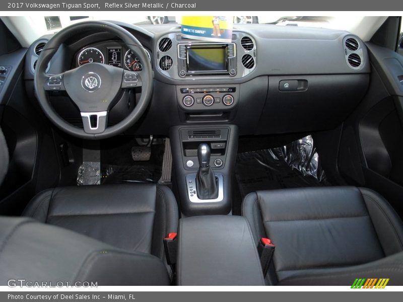 Dashboard of 2017 Tiguan Sport