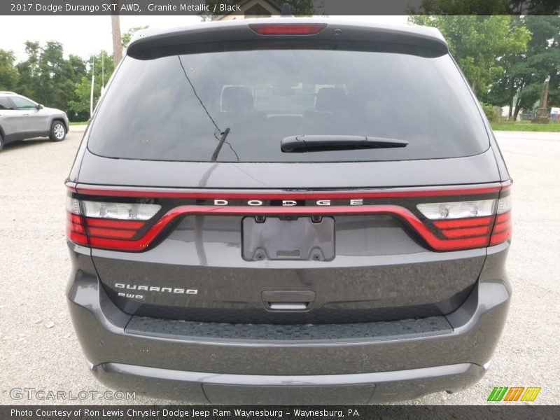 Granite Metallic / Black 2017 Dodge Durango SXT AWD