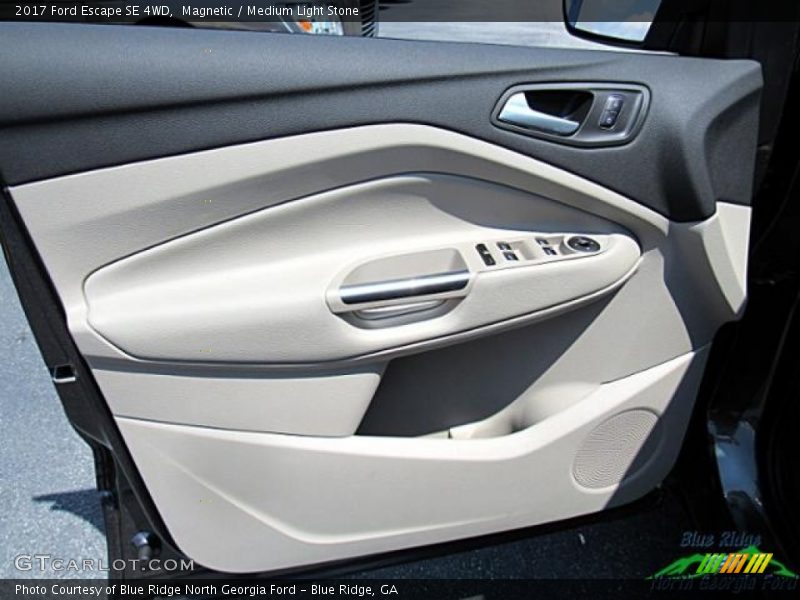 Magnetic / Medium Light Stone 2017 Ford Escape SE 4WD