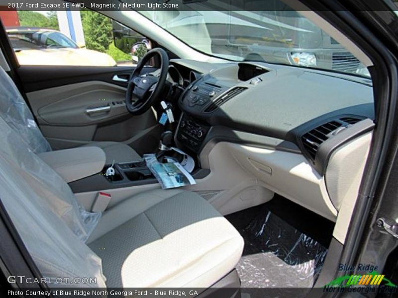 Magnetic / Medium Light Stone 2017 Ford Escape SE 4WD