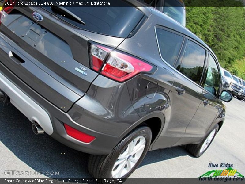 Magnetic / Medium Light Stone 2017 Ford Escape SE 4WD