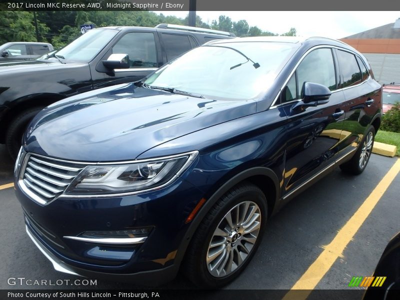 Front 3/4 View of 2017 MKC Reserve AWD