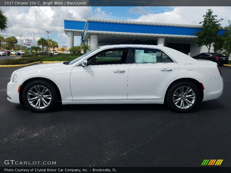 Bright White / Black/Linen 2017 Chrysler 300 C