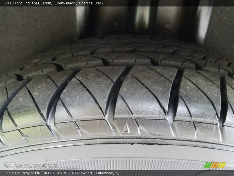 Ebony Black / Charcoal Black 2010 Ford Focus SEL Sedan