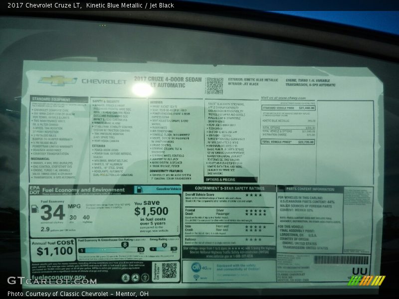 Kinetic Blue Metallic / Jet Black 2017 Chevrolet Cruze LT
