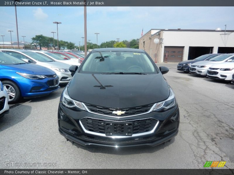 Mosaic Black Metallic / Jet Black 2017 Chevrolet Cruze LT