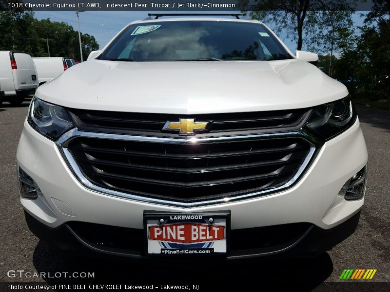 Iridescent Pearl Tricoat / Jet Black/­Cinnamon 2018 Chevrolet Equinox LT AWD