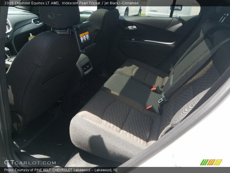 Iridescent Pearl Tricoat / Jet Black/­Cinnamon 2018 Chevrolet Equinox LT AWD