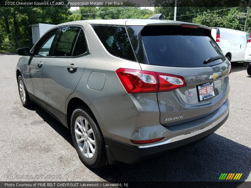 Pepperdust Metallic / Jet Black 2018 Chevrolet Equinox LT AWD