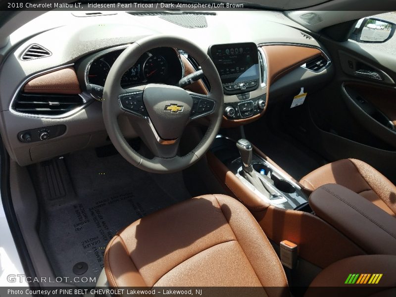 Iridescent Pearl Tricoat / Dark Atmosphere/Loft Brown 2018 Chevrolet Malibu LT
