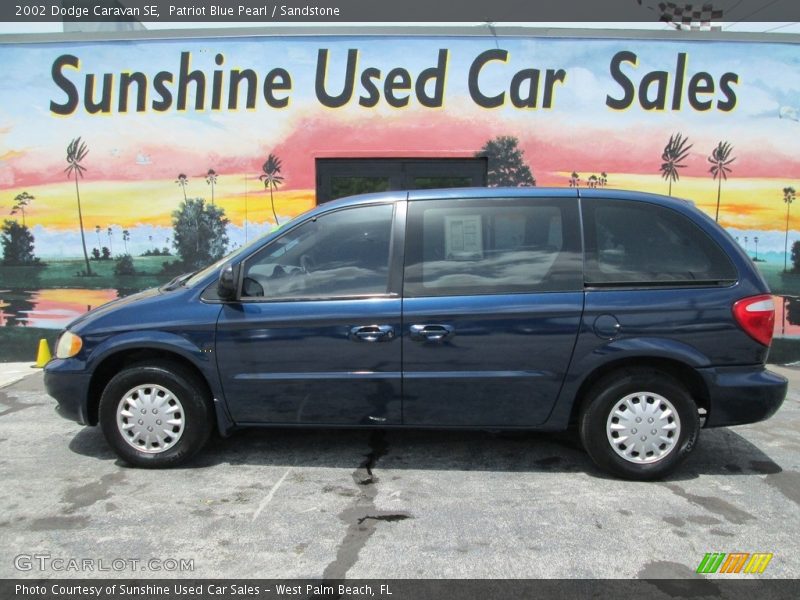 Patriot Blue Pearl / Sandstone 2002 Dodge Caravan SE