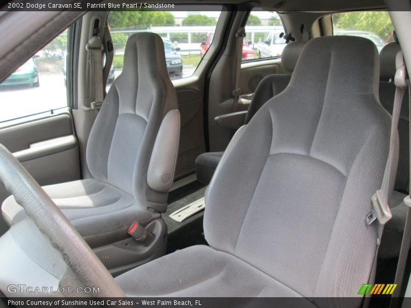 Patriot Blue Pearl / Sandstone 2002 Dodge Caravan SE