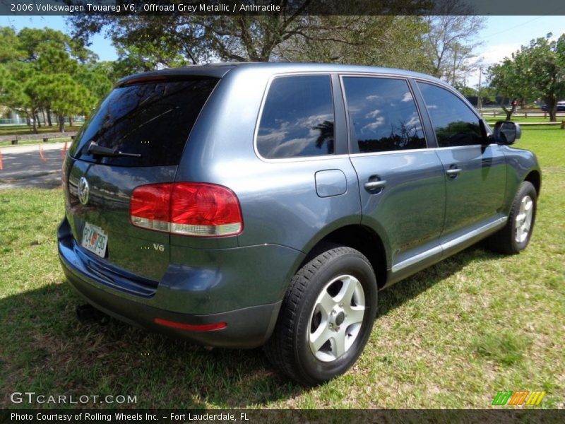 Offroad Grey Metallic / Anthracite 2006 Volkswagen Touareg V6