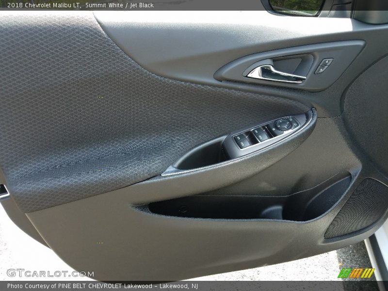 Summit White / Jet Black 2018 Chevrolet Malibu LT