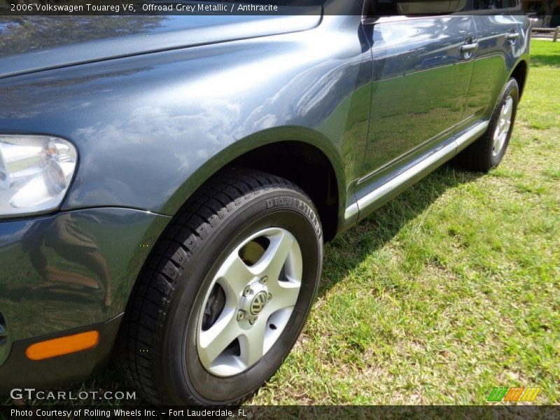 Offroad Grey Metallic / Anthracite 2006 Volkswagen Touareg V6