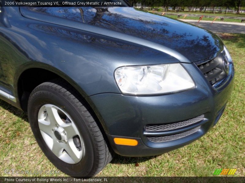 Offroad Grey Metallic / Anthracite 2006 Volkswagen Touareg V6