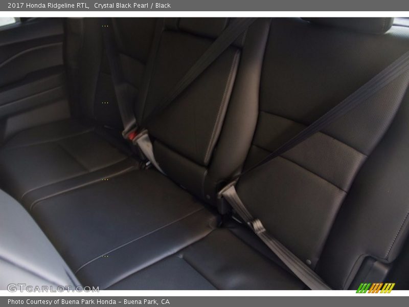 Crystal Black Pearl / Black 2017 Honda Ridgeline RTL