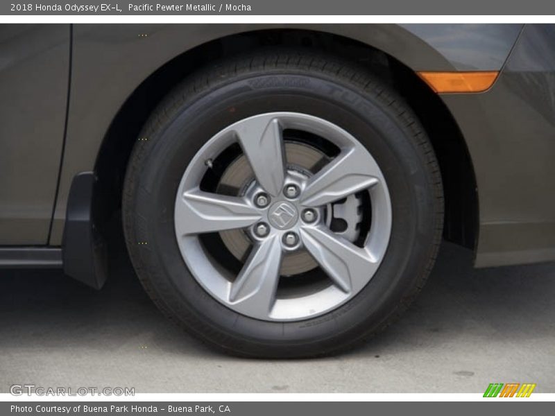 Pacific Pewter Metallic / Mocha 2018 Honda Odyssey EX-L