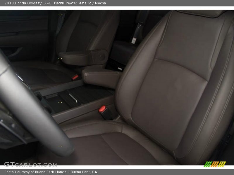 Pacific Pewter Metallic / Mocha 2018 Honda Odyssey EX-L
