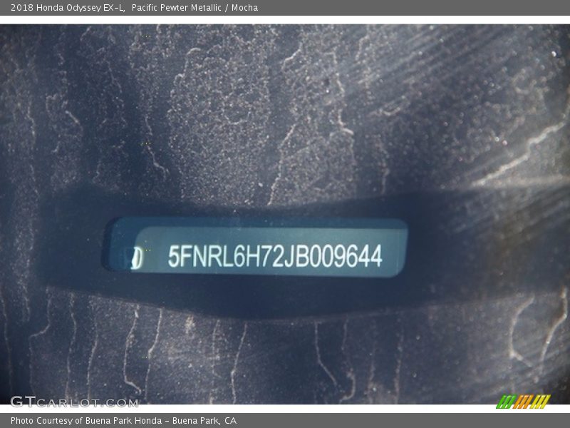 Pacific Pewter Metallic / Mocha 2018 Honda Odyssey EX-L