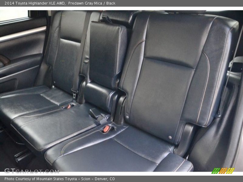 Predawn Gray Mica / Black 2014 Toyota Highlander XLE AWD